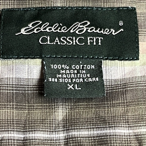 Men’s Eddie Bauer Classic Fit Button Down Plaid Shirt - Picture 3 of 7